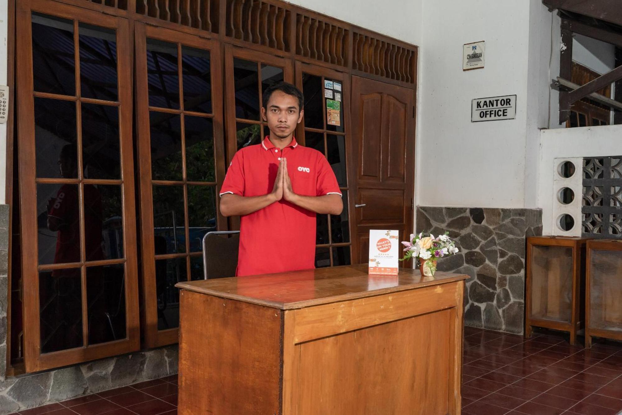 Super Oyo 1778 Omah Duwet Hotel Beran Kidul Ngoại thất bức ảnh
